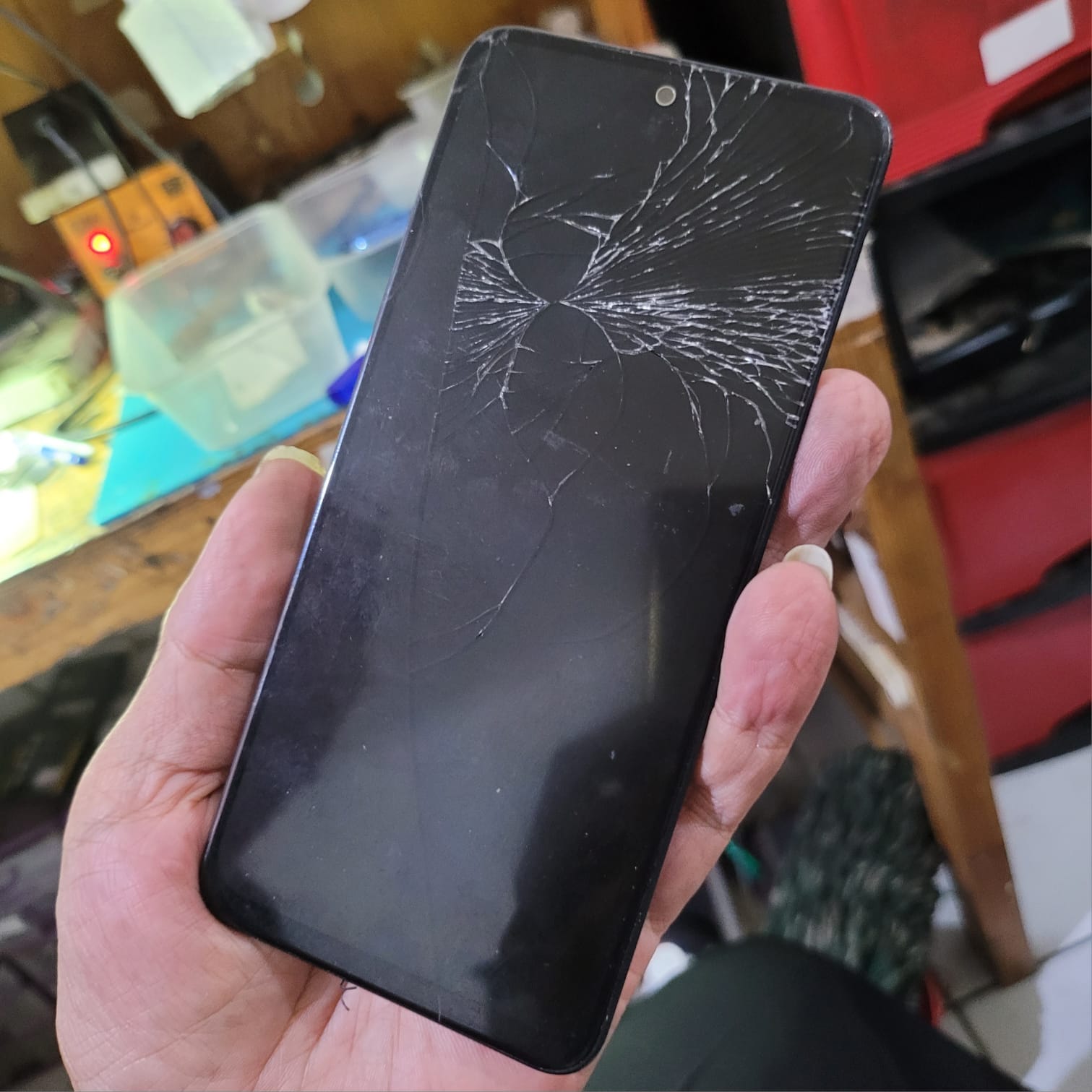 Treecolor Gambar Hp retak